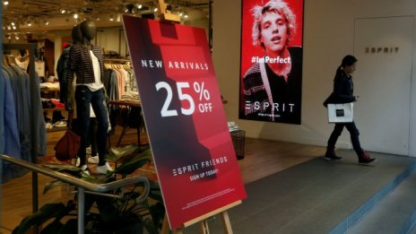Курсът към икономии изкара Esprit на печалба
