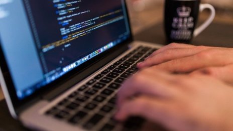 Стоян Недин: Стартъпи за хардуер имат потенциал, AI е труден сектор за инвестиции