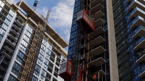 Продажбите на едро в Канада записаха първия си спад от два месеца