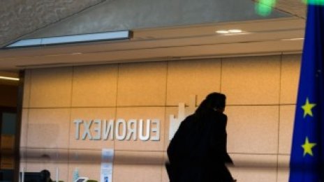 Европейските борси поеха глътка въздух от спадовете в сряда