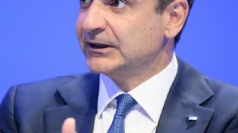 Гърция ще позволи през 2023 г. първо повишение на пенсиите след дълговата криза