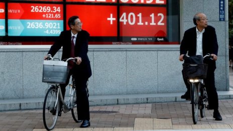 Оптимизмът на азиатските борси продължава да расте в очакване на срещата на Фед