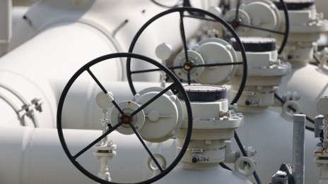 Германия намалява вноса на газ с близо една трета през 2023 г.