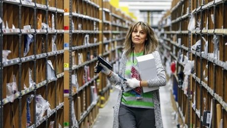 Служителите на Amazon в Германия започват стачка