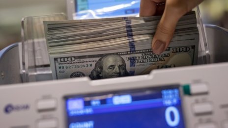 Бюджетният дефицит на САЩ достигна нов рекорд през февруари