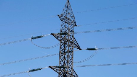 Проучване: Корупцията и неефективното управление са основните проблеми на енергийния сектор