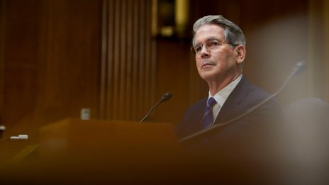 Плановете за държавните заеми на САЩ държат инвеститорите под напрежение