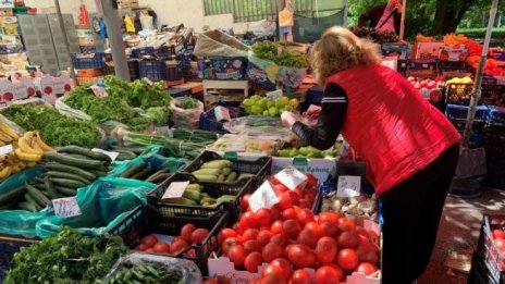 Агроминистърът очаква с до 20% по-ниски цени на сезонните продукти в края на юни