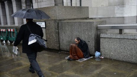 Лондон планира да въведе задължителна регистрация за имигрантите