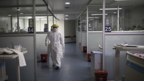 Могат ли болниците в страната да поемат нова вълна на COVID?