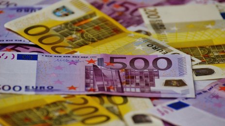 Амбицията за световна роля на еврото може да доведе до поскъпване на валутата