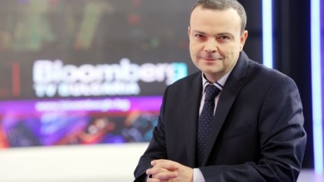 „Светът е бизнес“ с Ивайло Лаков – всяка делнична вечер по Bloomberg TV Bulgaria