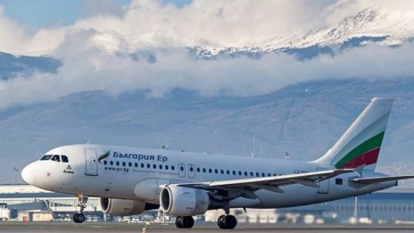 "България Еър" пуска редовни полети до над 10 нови дестинации от пролетта