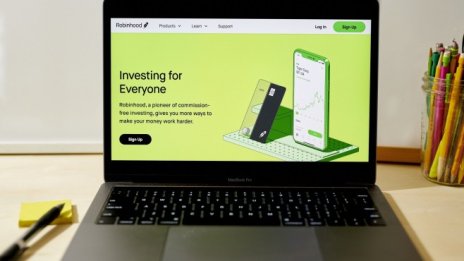 Robinhood набра допълнителни 2,4 млрд. долара от акционерите си