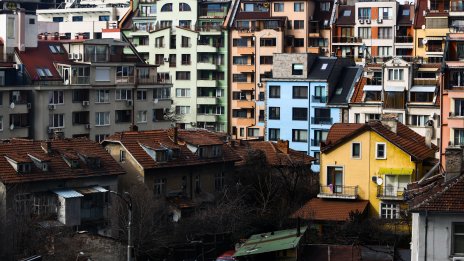 Равновесие в търсенето и предлагането на жилища у нас, цените са в плато