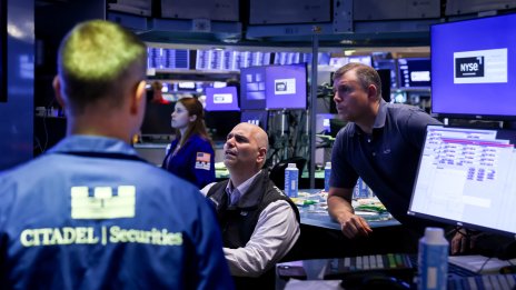 Wall Street отваря със спадове в очакване на решението на Фед за лихвите*