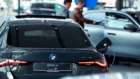 Защо никой не иска употребявани електромобили?