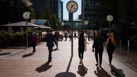 PwC: Глобалната икономика се връща към предкризисни нива до края на 2021 г.