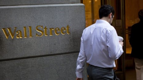 Когато дребните инвеститори хакнаха Wall Street