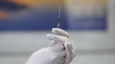Как Европа остана крачка назад с ваксините