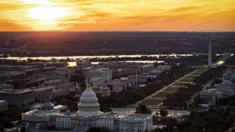 Американският Сенат предотврати частично спиране на работата на правителството