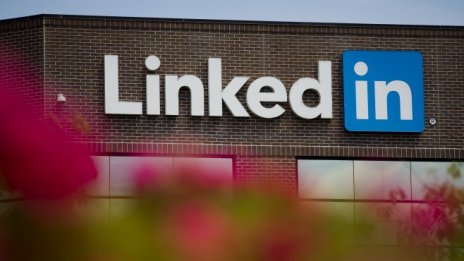 LinkedIn и руските власти не успяха да си стиснат ръцете