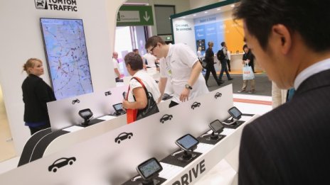 TomTom обмисля продажбата си?
