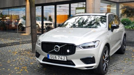 Volvo отчете най-силните шестмесечни финансови резултати в своята история