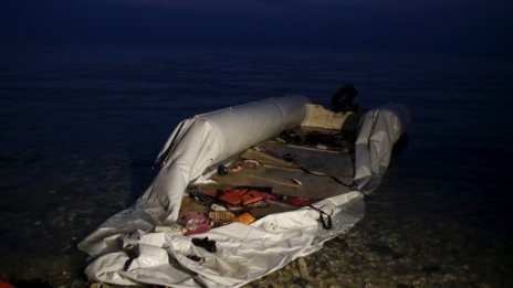 Около 77 хил. мигранти са блокирани в Югоизточна Европа