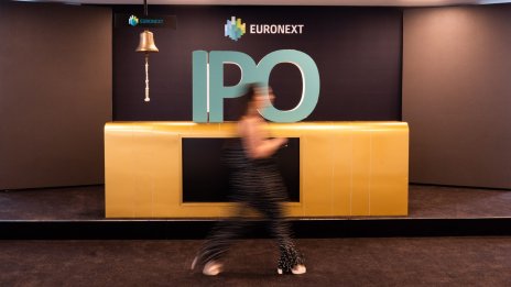 Световният IPO пазар продължава да се свива - с 28% от началото на годината