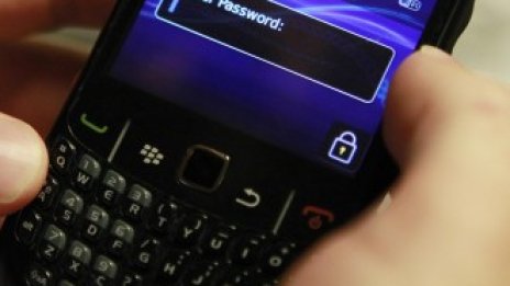 RIM купува облачния специалист NewBay за 100 млн. долара