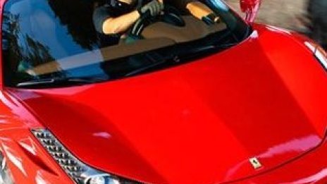 Ferrari изтегля автомобили заради „термални инциденти“