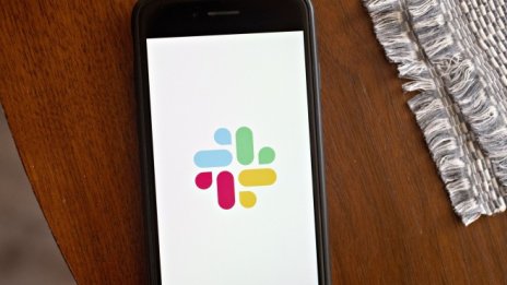 Новият отчет на Slack срина цената на акциите ѝ с над 19%