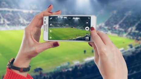 Телевизии и Amazon в битка за правата на излъчване на Английската висша лига