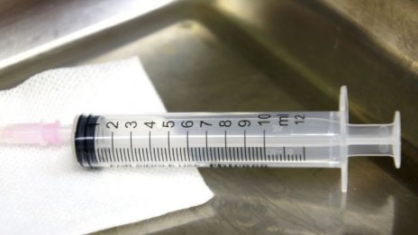 Здравното министерство планира създаването на резерв от ваксини