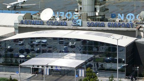 БСП не успя да спре процедурата за концесията на Летище София