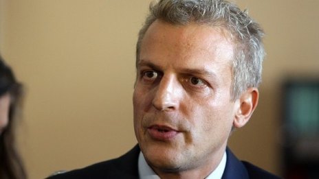 Фалстарт на делото срещу бившия здравен министър Петър Москов 