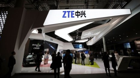 САЩ забраниха на ZTE да купува американски технологии за 7 години