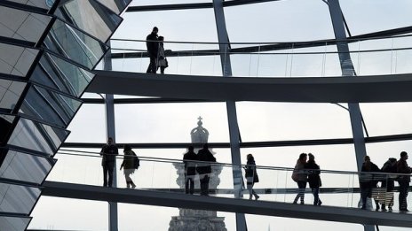 Икономическият растеж на еврозоната ще пострада от търговската война
