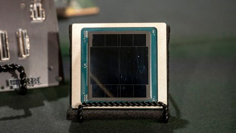 Tesla може да вложи до 4 млрд. долара в покупката на чипове от Nvidia