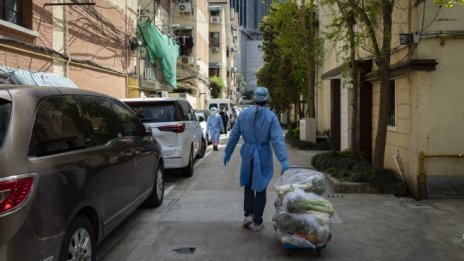 Технологичните акции в Азия последваха пониженията на Wall Street