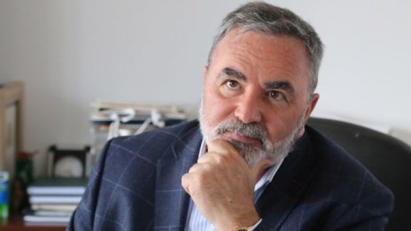 Кунчев: Затягаме още мерките, ако блъсканиците по магазините не спрат