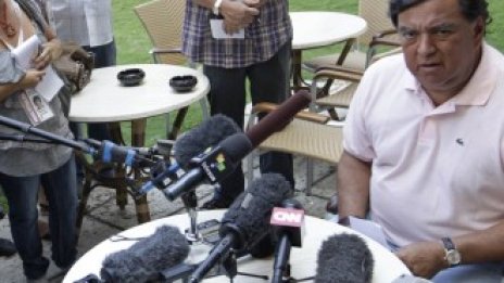 САЩ удължиха търговското ембарго срещу Куба