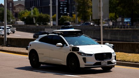 Waymo ще внедри роботаксита в Мадрид през 2027 г.