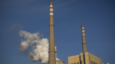 Великобритания и ЕС ще работят за свързване на пазарите на въглеродни емисии