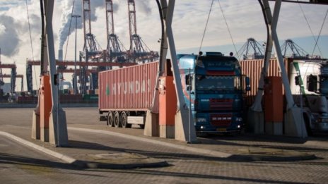 Сроковете на валидност на траспортните лицензи в ЕС пак ще бъдат удължени