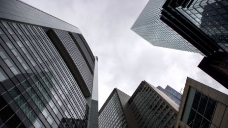 Трябва ли да бъдат поддържани корпоративните зомбита?