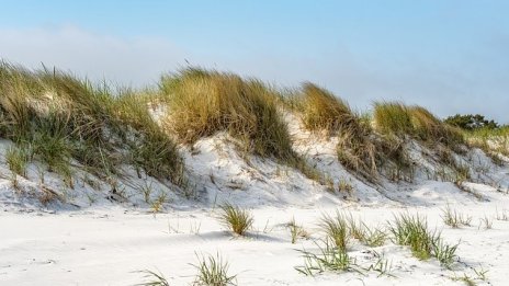 Забрана за палатки върху дюни иска Министерството на туризма