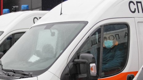 Здравното министерство ще закупи три нови лекарствени продукта срещу COVID-19