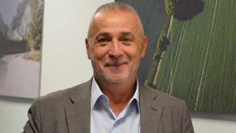 В. Михов, JTI: Строгата регулация на тютюневия бизнес кара служителите да мислят комплексно